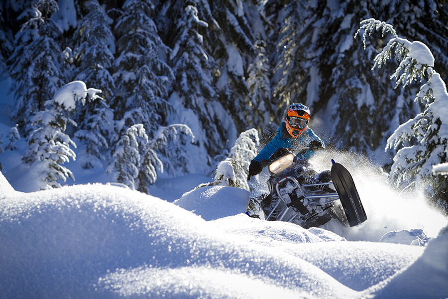 Celebrate the Holidays at One of the Top Haliburton Resorts